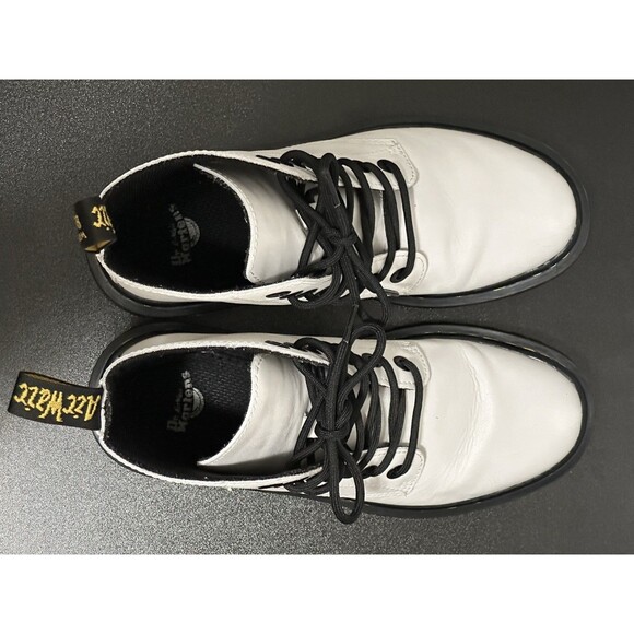 Dr. Martens Luana Boots Women Size 8 White Leather Round Toe Lace Up Combat - Picture 6 of 8